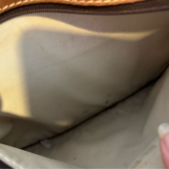 Carolina herra logo handbag ch purse medium tote big signature shoulder bag - Picture 5 of 10